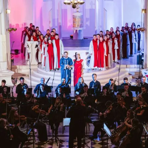 Glazbeno-scenska legenda "Krunidba kralja Tomislava"