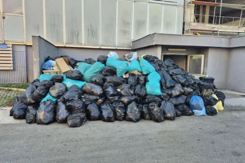 SKB Mostar traži hitnu reakciju zbog obustave odvoza otpada 