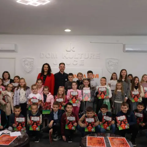 Promocijom slikovnice 'Nikad nećeš hodati sama' zaključeni 24. Šopovi dani na Plivi 