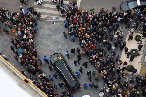 Posljednji ispraćaj Halida Bešlića