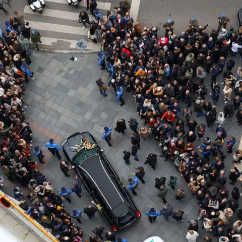 Posljednji ispraćaj Halida Bešlića