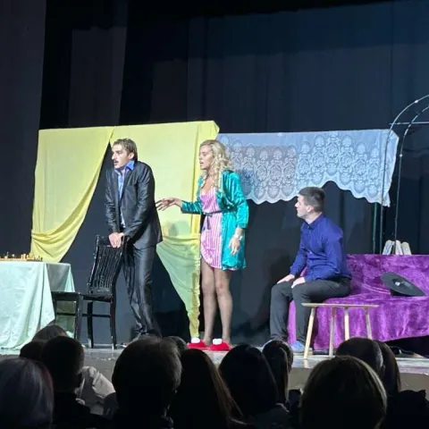 Na Danima kazališta 'Vitez 2025' izvedene dvije komedije