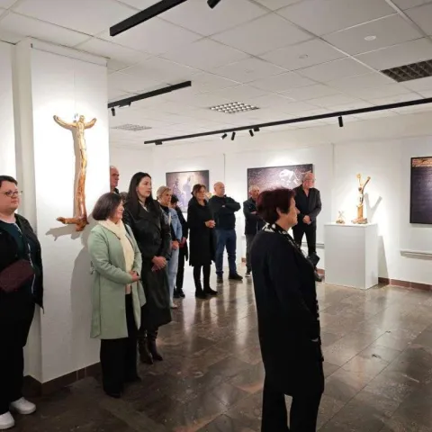 Izložba Ante Vukadina: Maslinovo drvo kao simbol hrvatske baštine