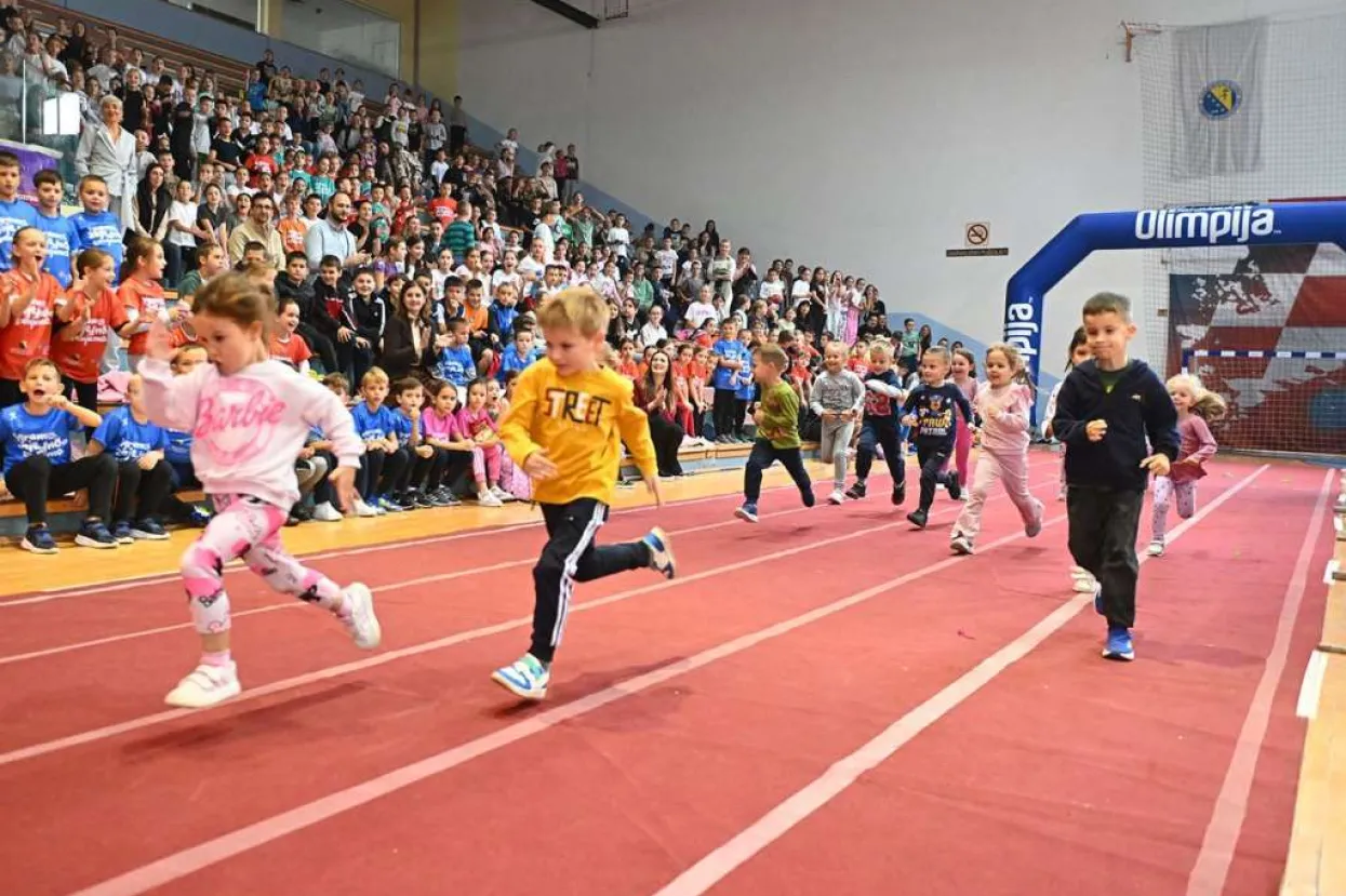 Više od 800 mališana sudjelovalo u središnjem programu 'Dječje nedjelje' u Ljubuškom