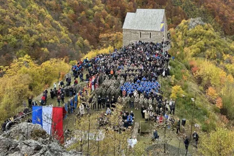 Tradicionalni Molitveni dan za Domovinu na Bobovcu: Poslana poruka mira i zajedništva