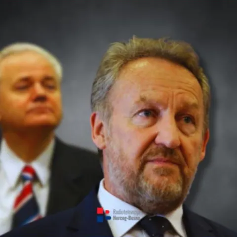 Izetbegović traži za Bošnjake isto što je Milošević tražio za Srbe