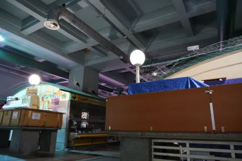 Urušio se strop na zagrebačkoj tržnici Dolac