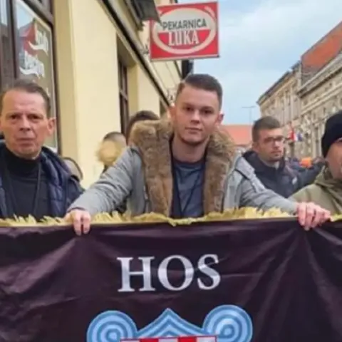 Paul Nicolier (prvi s desna)