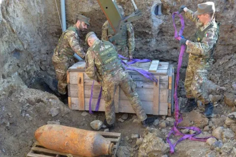 Uklanjanje bombe u Mostaru