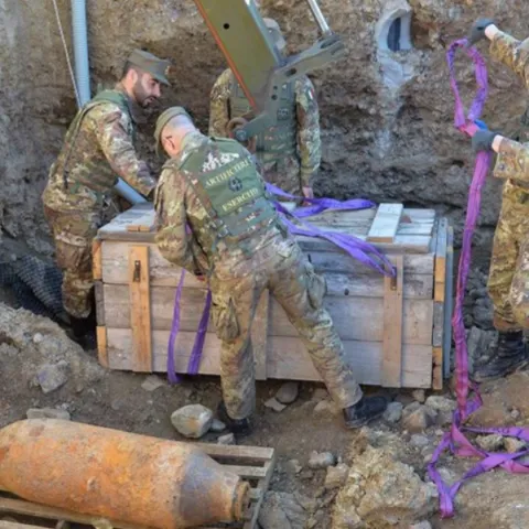 Uklanjanje bombe u Mostaru