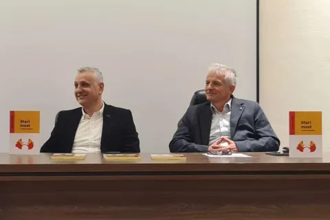Okončana manifestacija 'Jesen s Napretkom' predstavljanjem knjige o Starom mostu