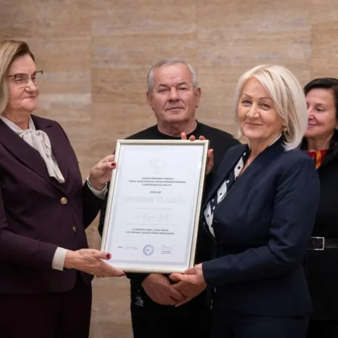 U Mostaru obilježena 30. obljetnica Udruge obitelji poginulih hrvatskih branitelja HVO-a HR HB