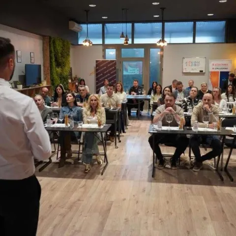 Mostar jača vinsku scenu: Dodijeljeni certifikati prvoj generaciji Škole Vina