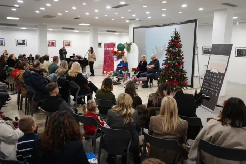 Mostar oduševio promocijom najljepše božićne knjige 'Juraj i zmaj u potrazi za Božićnim duhom'