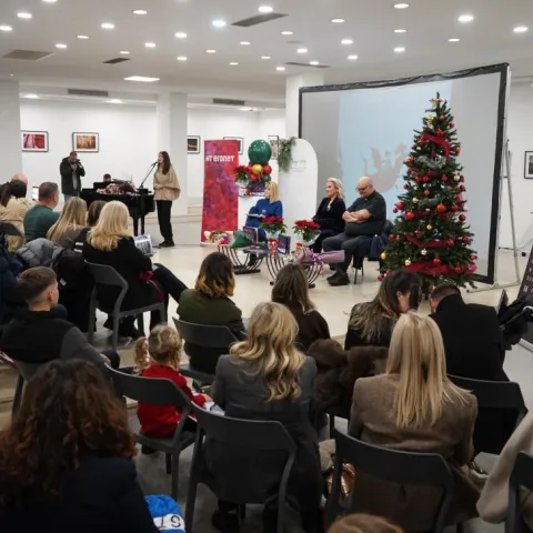 Mostar oduševio promocijom najljepše božićne knjige 'Juraj i zmaj u potrazi za Božićnim duhom'