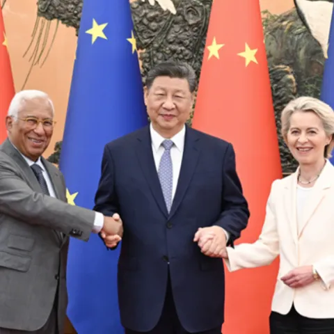 Jinping i von der Leyen