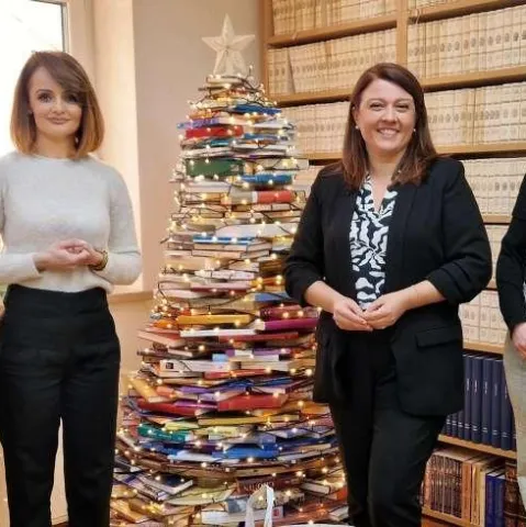 Franjevačka knjižnica Tomislavgrad obogatila bolničku knjižnicu SKB Mostar s 150 knjiga