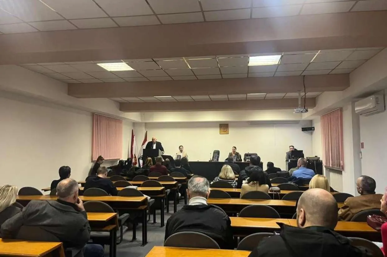 'Opojni miris Brunovih karanfila', knjiga o Bruni Bušiću predstavljena pred tomislavgradskom publikom