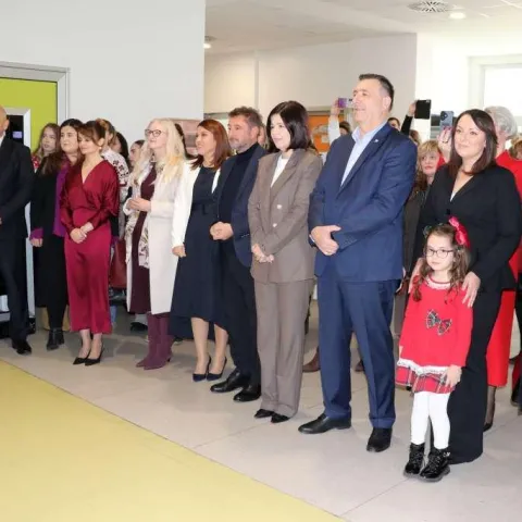 Svečano otvorena knjižnica u Klinici za dječje bolesti SKB-a Mostar