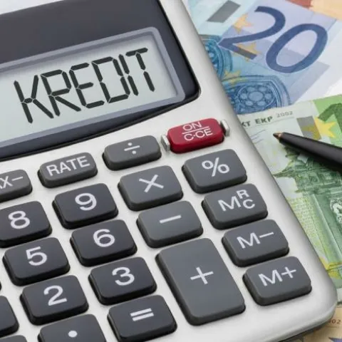 Mladi u FBiH stambeno pitanje rje&scaron;avaju kreditima ili nasljeđivanjem, 70 posto njih živi s roditeljima