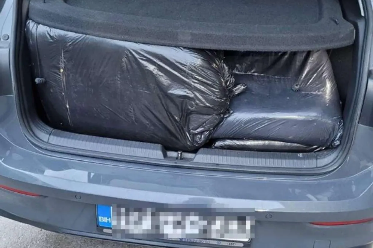 U Veljacima kod Ljubu&scaron;kog zaplijenjeno 56 kilograma rezanog duhana bez akciznih markica