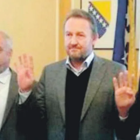 Izetbegović s članovima Muslimanskog bratstva