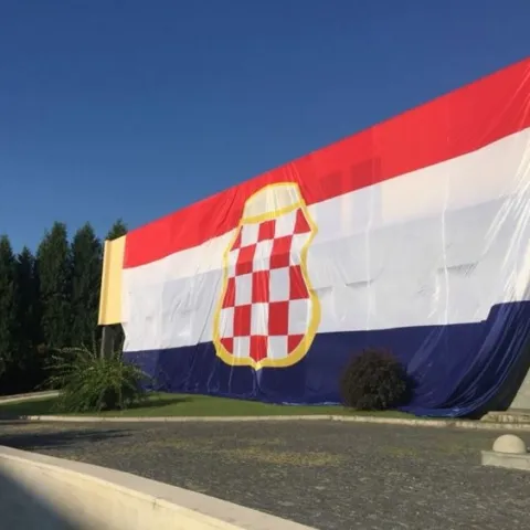 Objavljen Javni poziv za Program potpore Hrvatima u BiH za 2026.