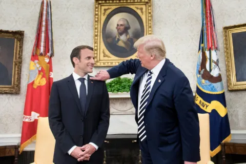 Nakon &scaron;to ga je ismijavao, Trump objavio privatne poruke koje mu je poslao Macron