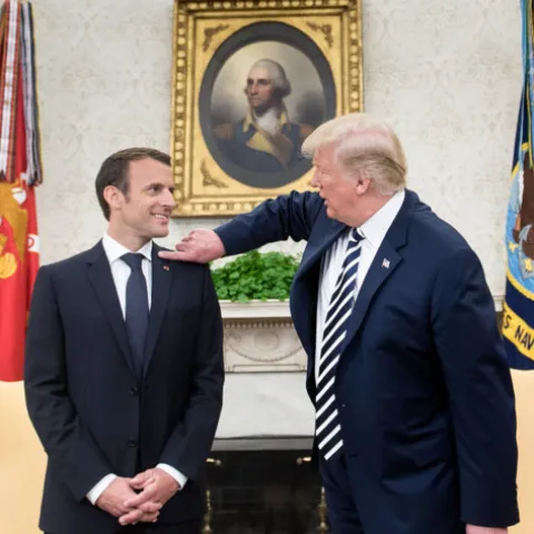 Nakon &scaron;to ga je ismijavao, Trump objavio privatne poruke koje mu je poslao Macron