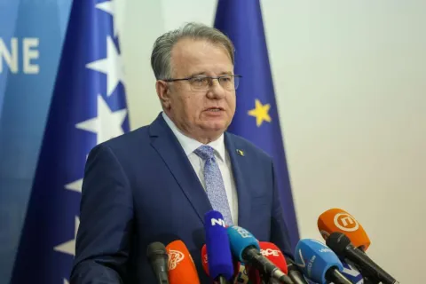 Nermin Nik&scaron;ić