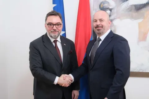 Ko&scaron;arac i Ginkel