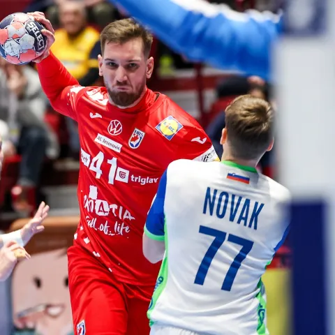 Hrvatska pobijedila Sloveniju i do&scaron;la na korak do polufinala Eura 