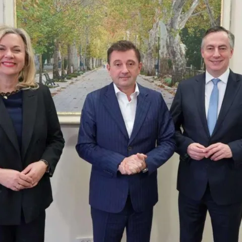 Tovno, Kordić i McAllister