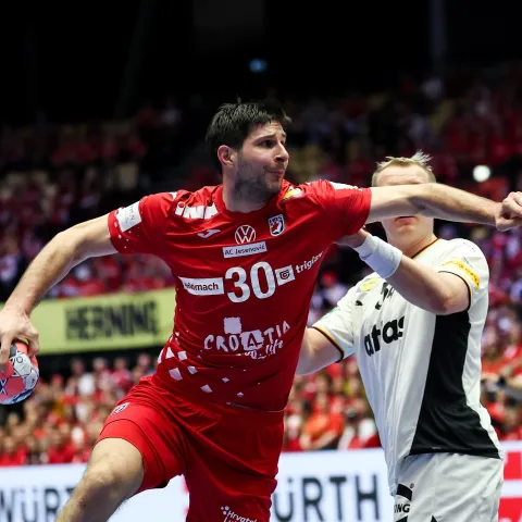 Hrvatska ostala bez finala Europskog prvenstva. Borit će se za broncu