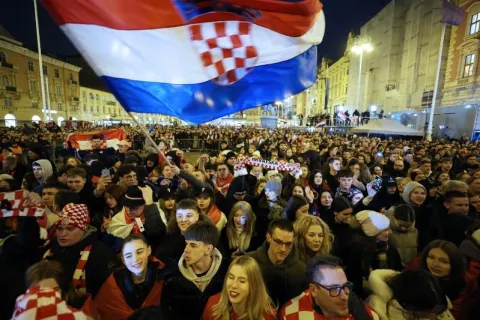 Rukometa&scaron;i svečano dočekani na Trgu bana Josipa Jelačića