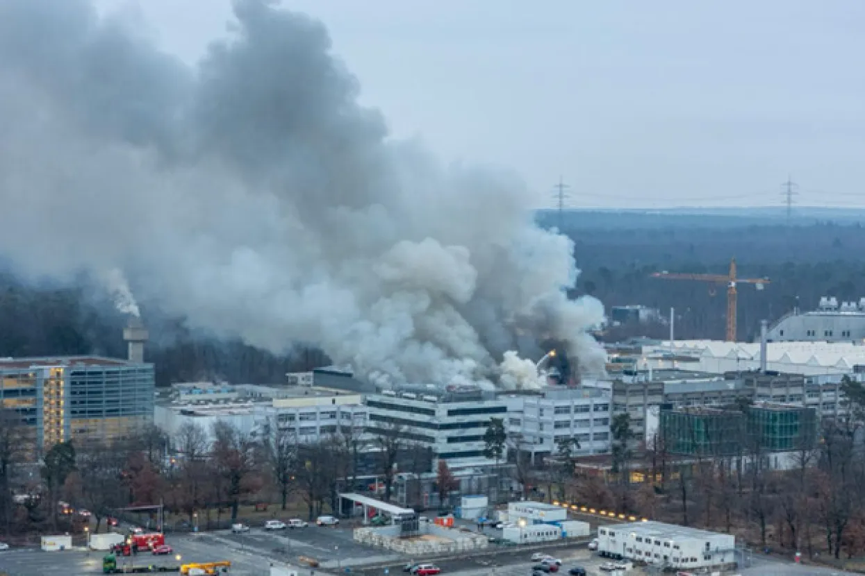 Velik požar u Njemačkoj, zapalio se akcelerator čestica