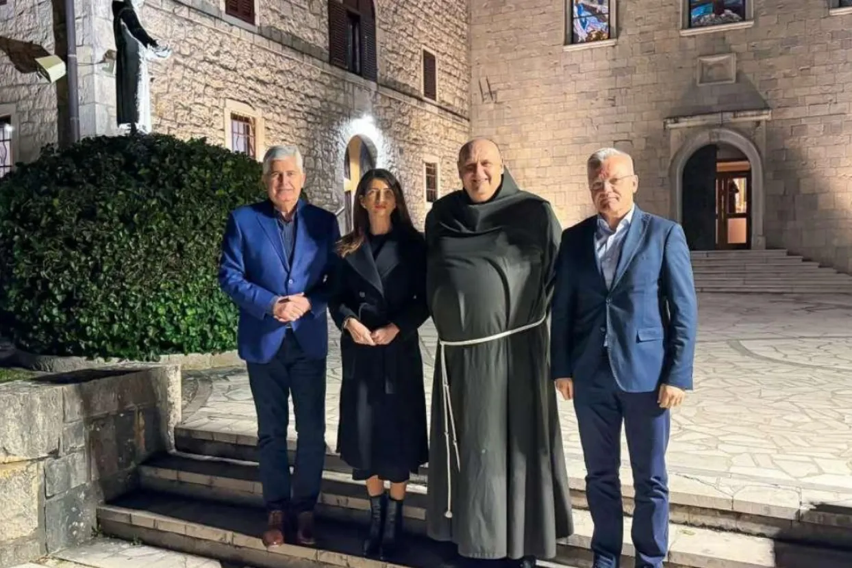 Čović, Filipović i Milas na Humcu