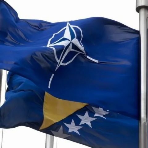 Zapovjednik snaga NATO-a: SAD i NATO ostaju posvećeni očuvanju mira u BiH