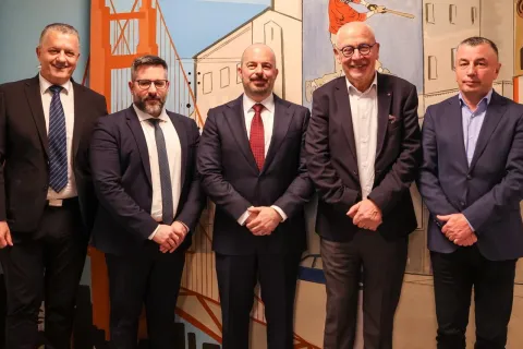 Veleposlanstva SAD-a u BiH John Ginkel sastao se s generalnim direktorima kompanija Violeta, FEAL, TT Kabeli i Aluminij Industries