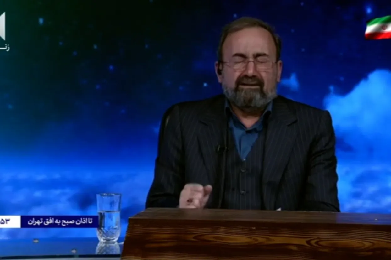 Voditelj plače za ajatolahom