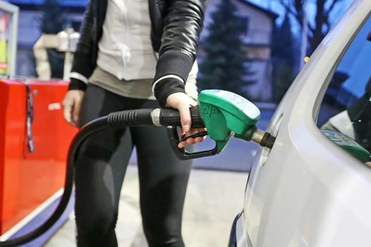 Blagi pad cijena goriva