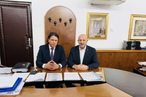 Kraljević i Kurtović