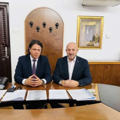 Kraljević i Kurtović