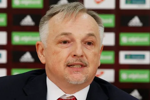 Zsolt Hern&aacute;di