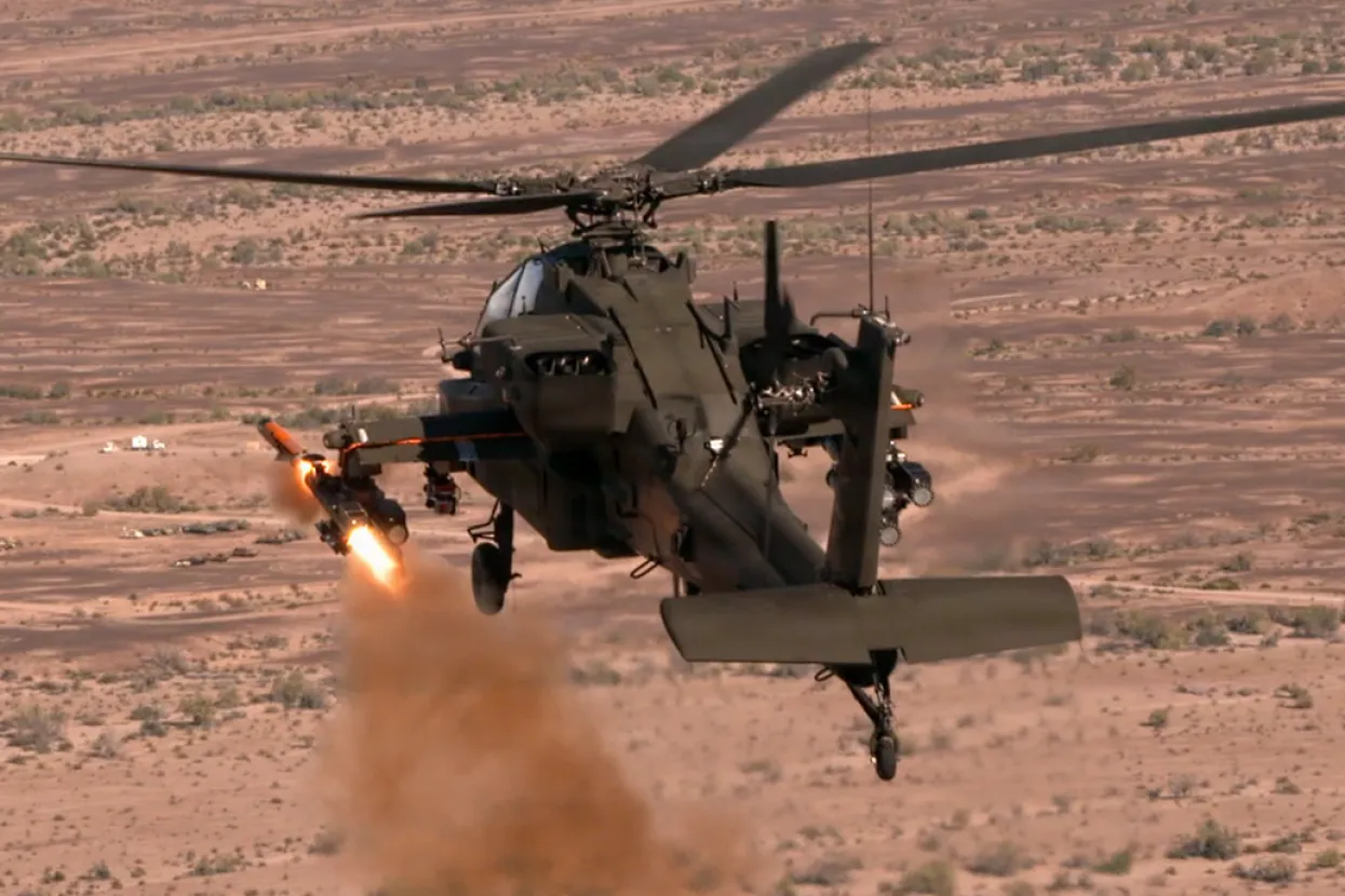 Apache helikopter