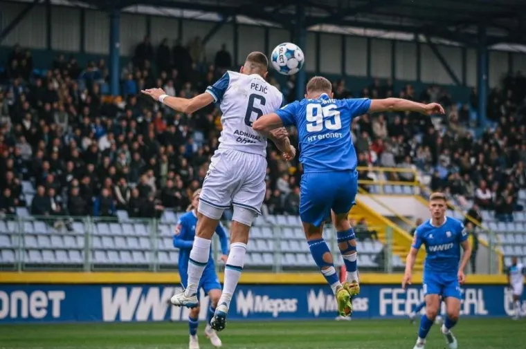 Bez pobjednika na Pecari, derbi dva puta prekidan