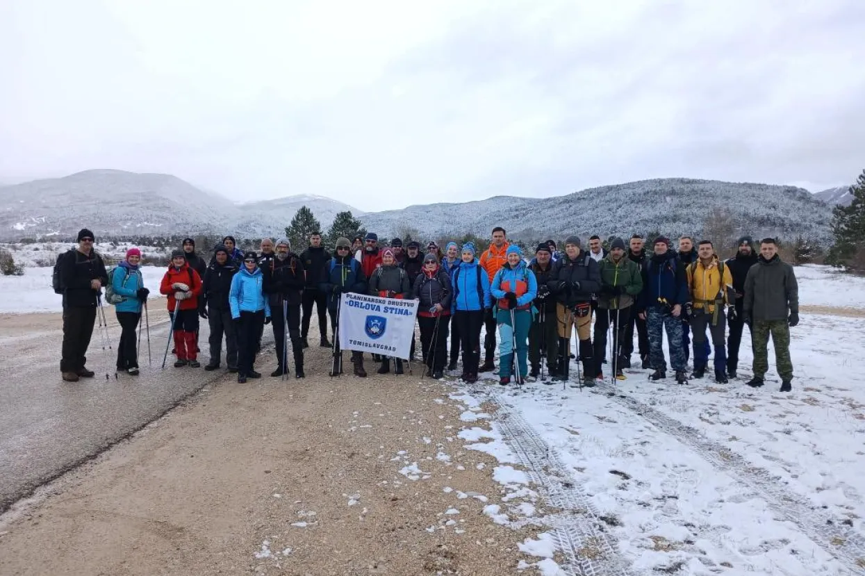 Održan tradicionalni memorijalni uspon na Prokos