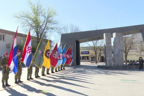 U Kninu se svečano obilježava 34. obljetnica utemeljenja Hrvatskog vijeća obrane