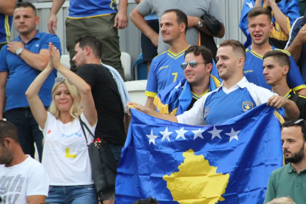 Navijači Kosova