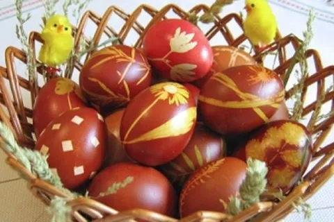 Hrvati u Boliviji priredili tradicionalni doručak za Uskrs